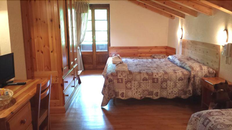 Hotel Locanda Belvedere Courmayeur Bagian luar foto