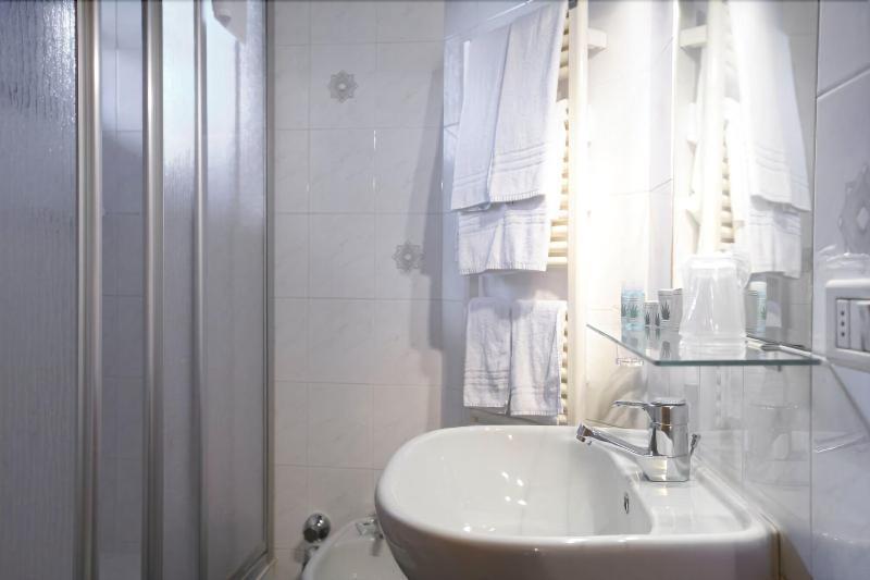 Hotel Locanda Belvedere Courmayeur Bagian luar foto