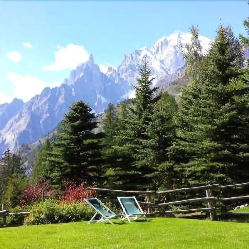 Hotel Locanda Belvedere Courmayeur Bagian luar foto