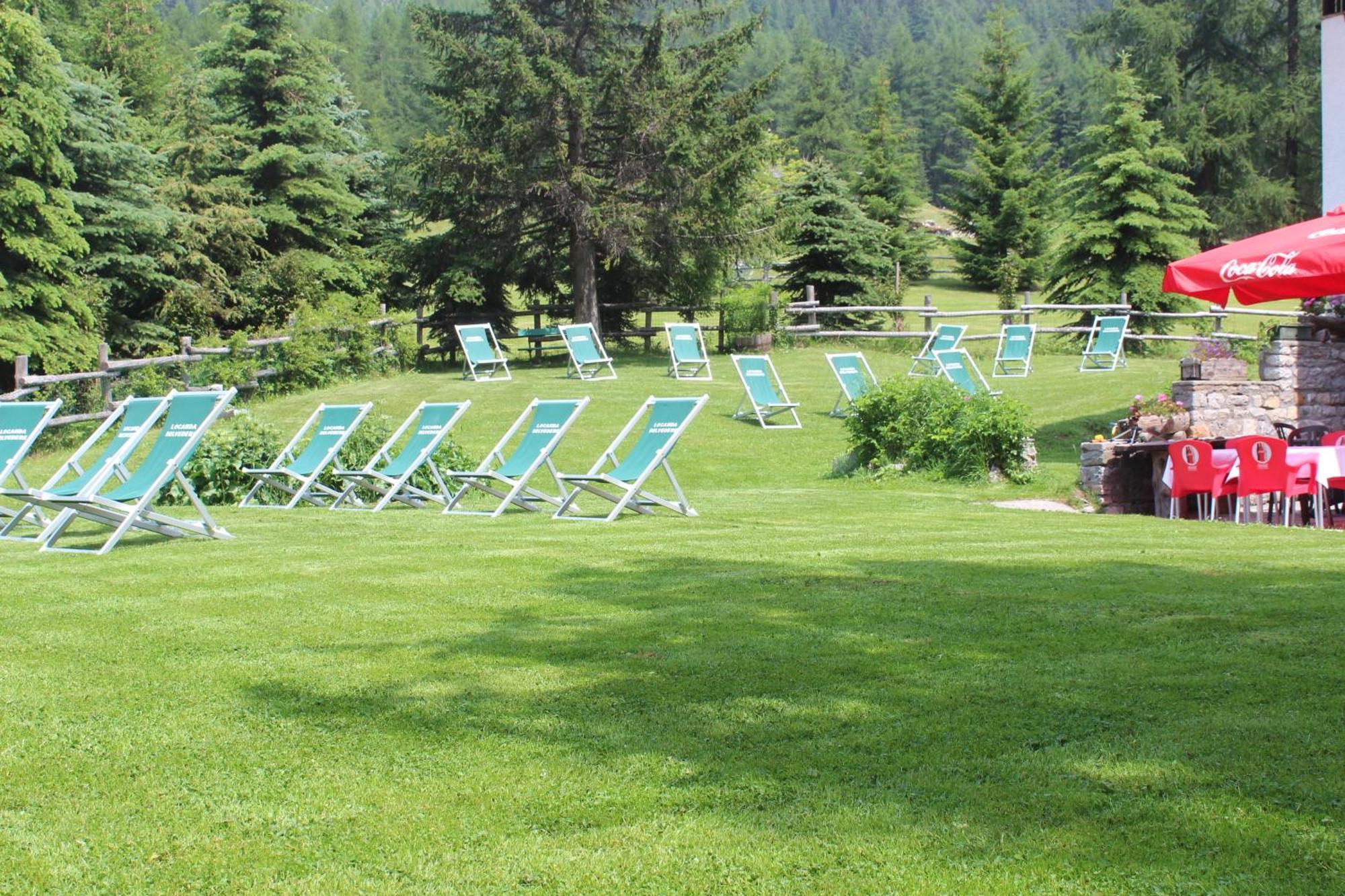 Hotel Locanda Belvedere Courmayeur Bagian luar foto