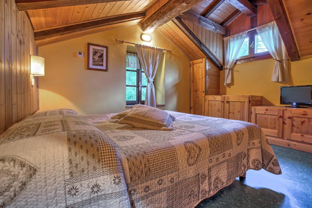 Hotel Locanda Belvedere Courmayeur Bagian luar foto