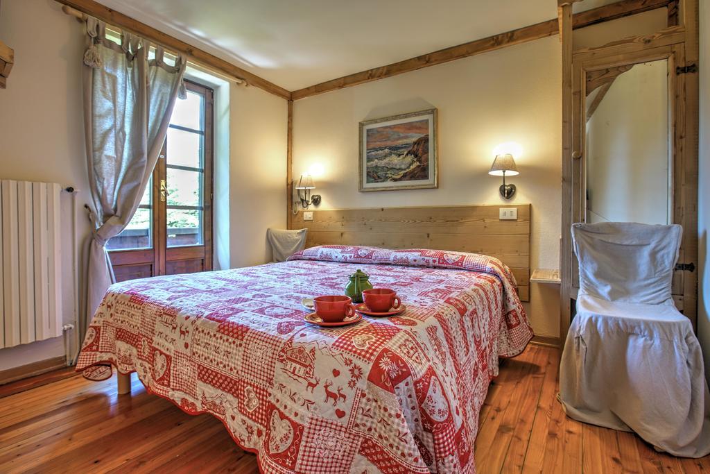 Hotel Locanda Belvedere Courmayeur Bagian luar foto