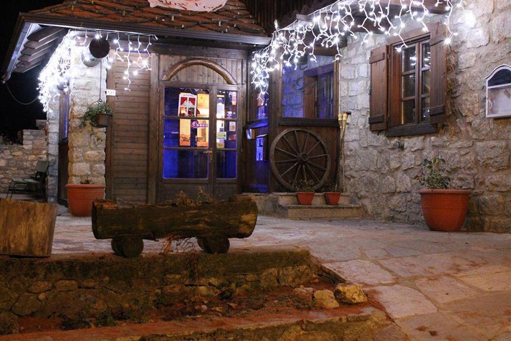 Hotel Locanda Belvedere Courmayeur Bagian luar foto